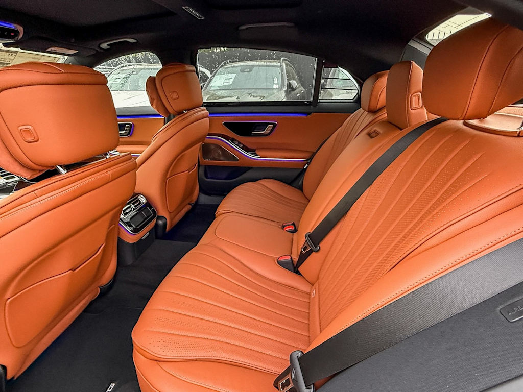 Thumbnail: 2025 Mercedes-Benz S-Class - 12