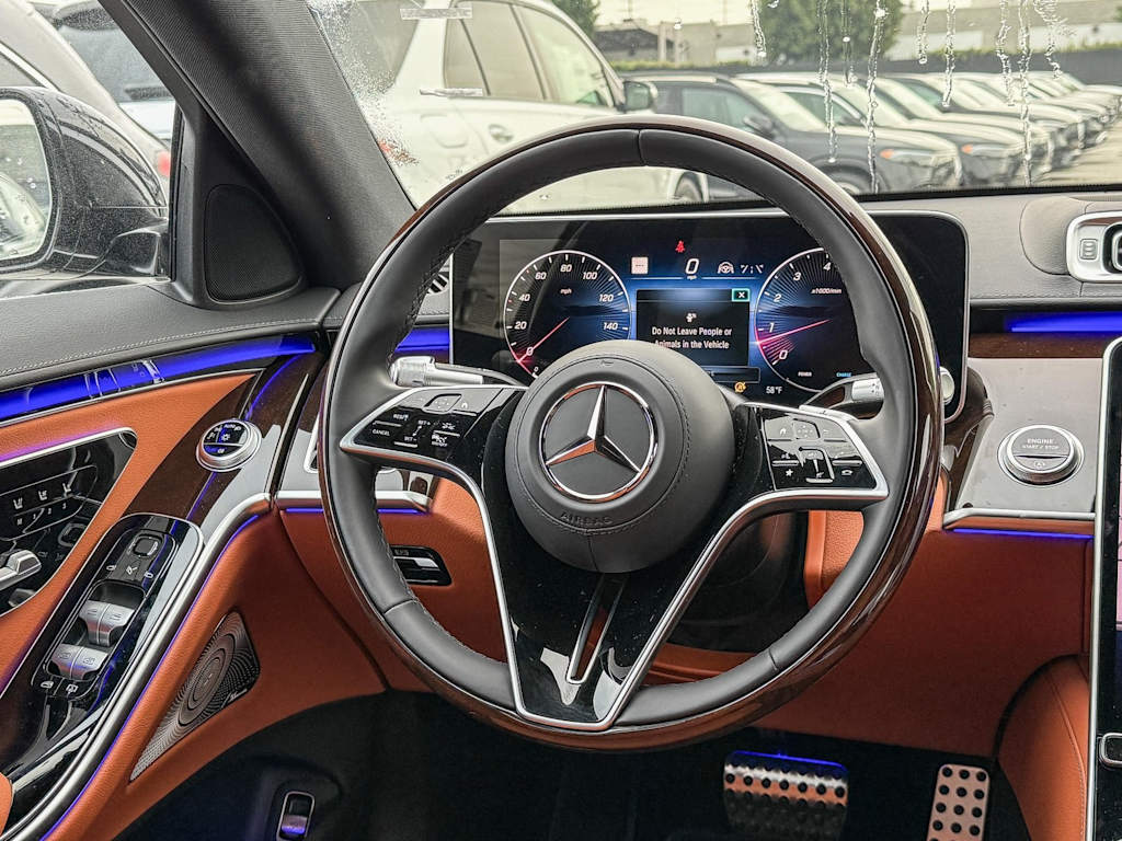 Thumbnail: 2025 Mercedes-Benz S-Class - 13