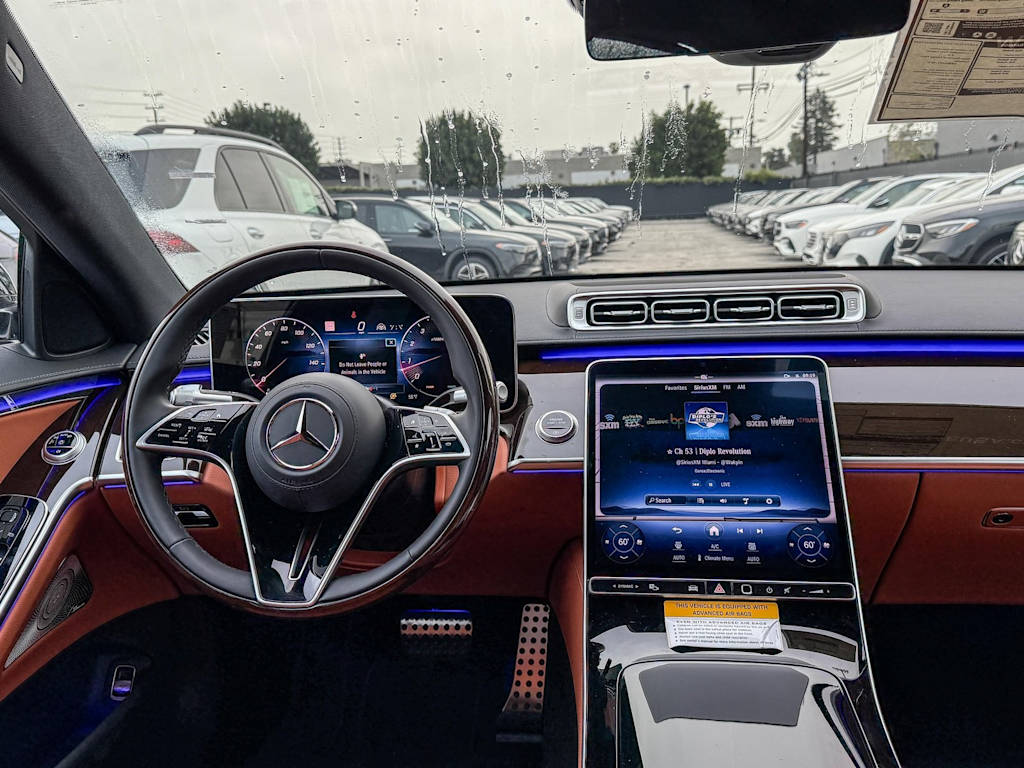 Thumbnail: 2025 Mercedes-Benz S-Class - 9