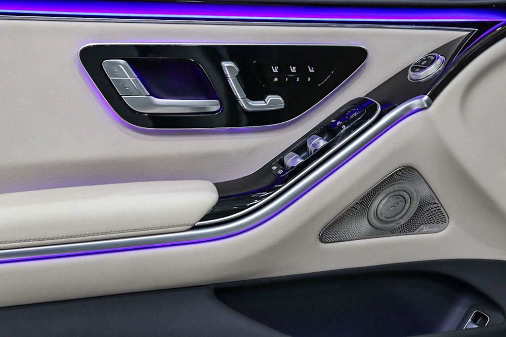 Thumbnail: 2023 Mercedes-Benz S-Class - 26