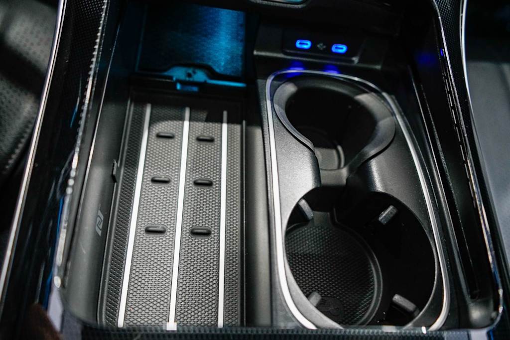 Thumbnail: 2023 Mercedes-Benz S-Class - 24