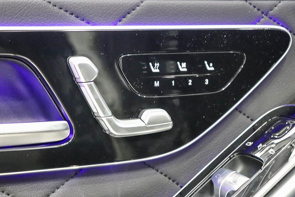 Thumbnail: 2026 Mercedes-Benz S-Class - 22