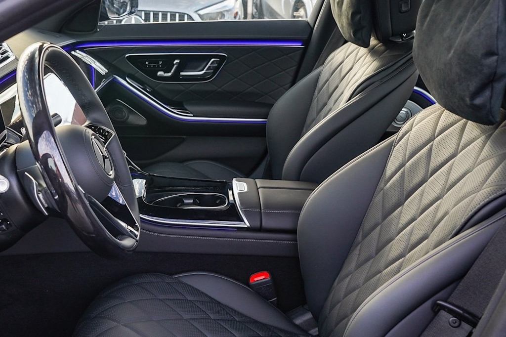 Thumbnail: 2025 Mercedes-Benz S-Class - 11