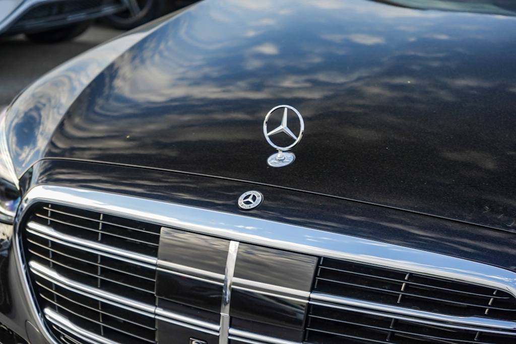 Thumbnail: 2025 Mercedes-Benz S-Class - 6