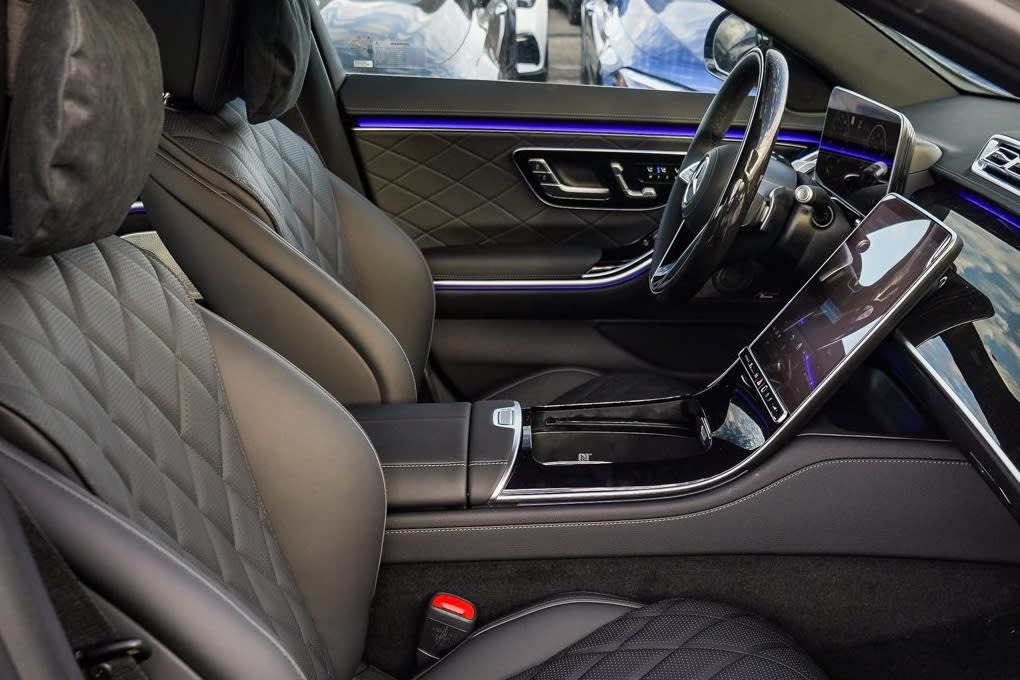 Thumbnail: 2025 Mercedes-Benz S-Class - 10