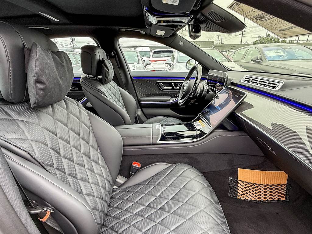 Thumbnail: 2025 Mercedes-Benz S-Class - 46