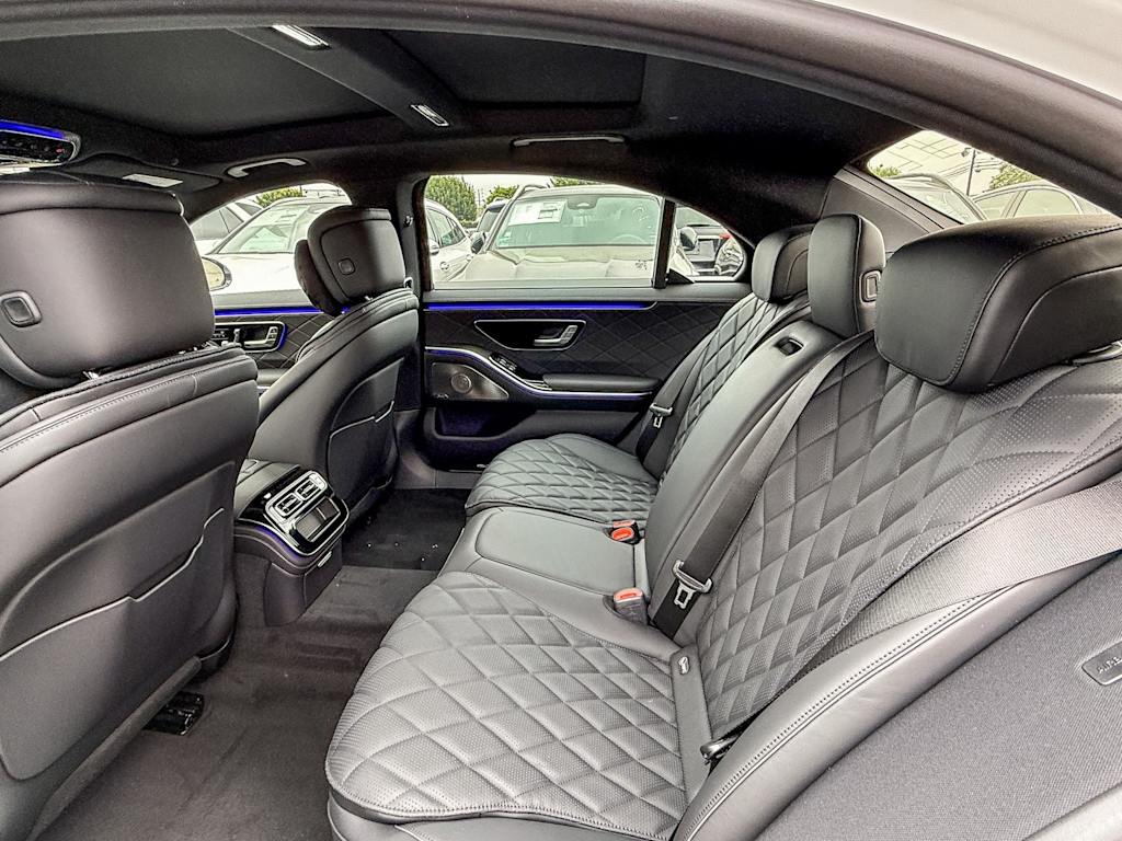 Thumbnail: 2025 Mercedes-Benz S-Class - 47