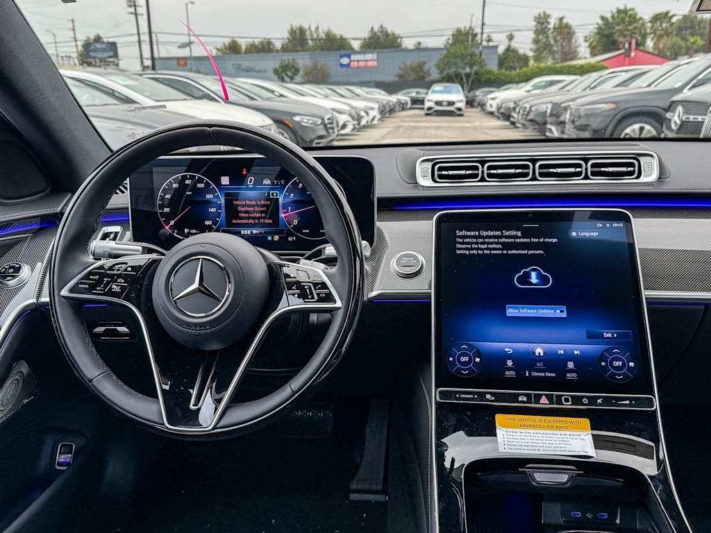 Thumbnail: 2025 Mercedes-Benz S-Class - 42