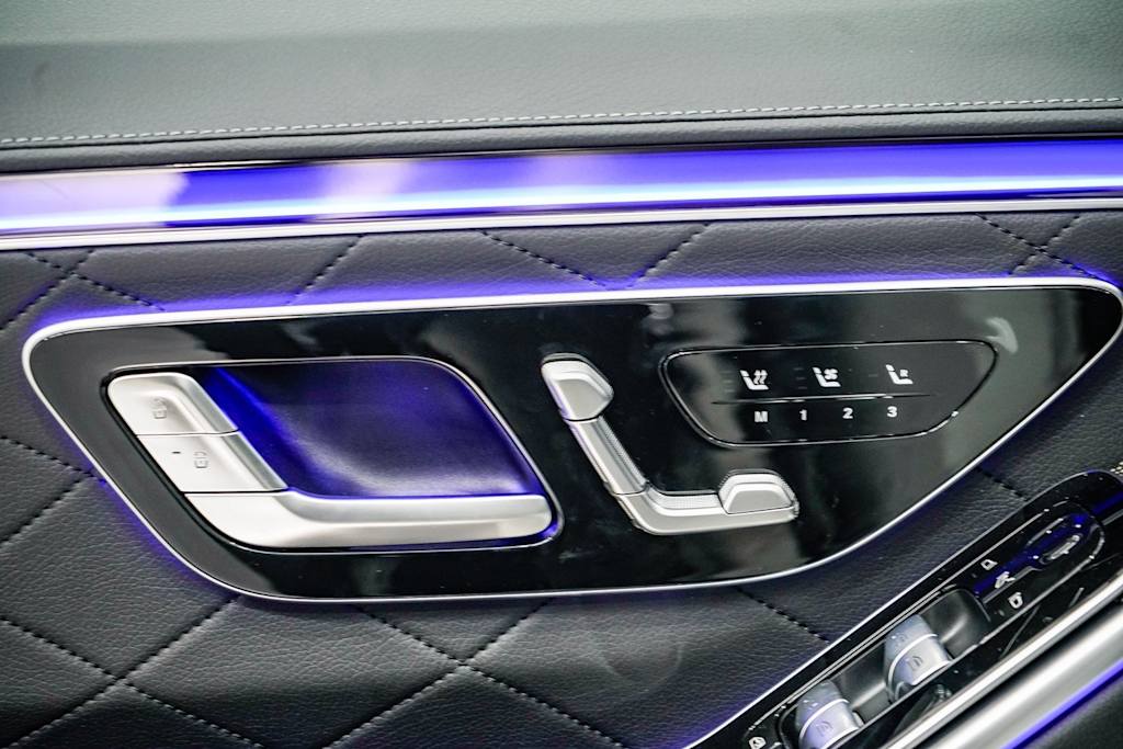 Thumbnail: 2025 Mercedes-Benz S-Class - 26