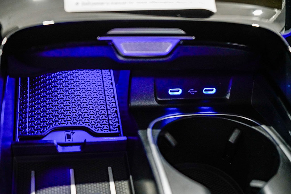 Thumbnail: 2025 Mercedes-Benz S-Class - 28