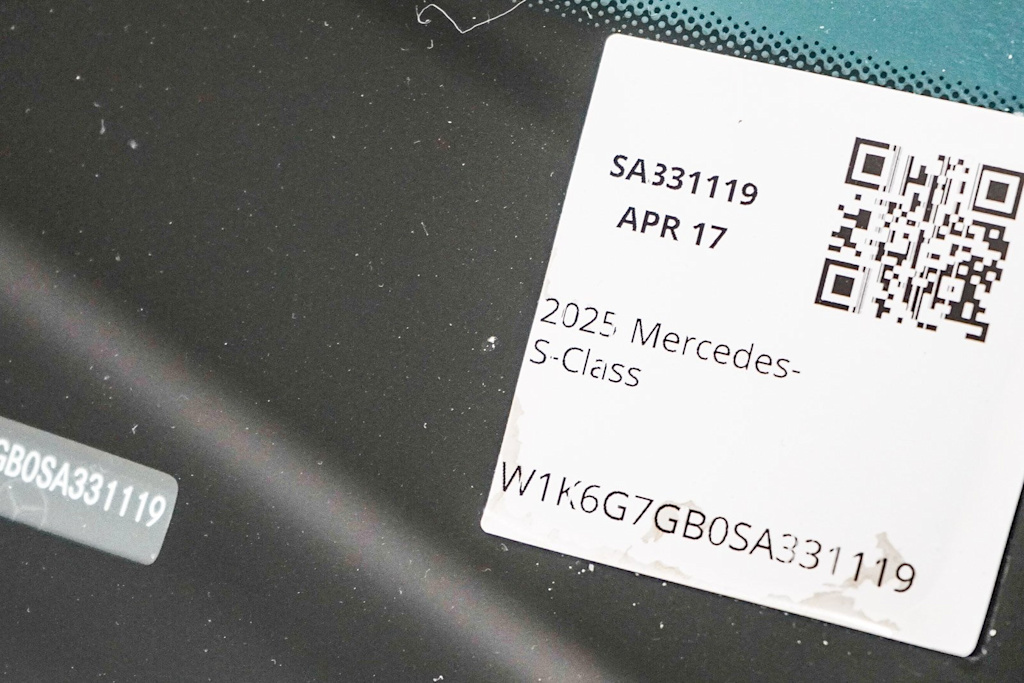 Thumbnail: 2025 Mercedes-Benz S-Class - 19