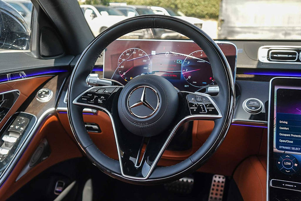 Thumbnail: 2026 Mercedes-Benz S-Class - 9