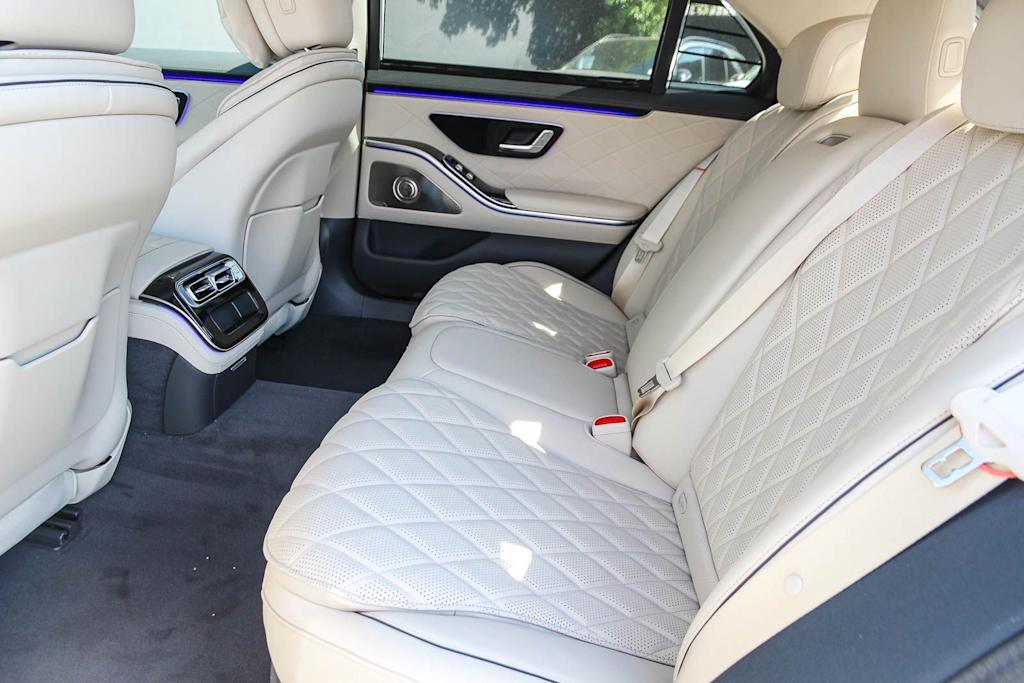 Thumbnail: 2026 Mercedes-Benz S-Class - 12