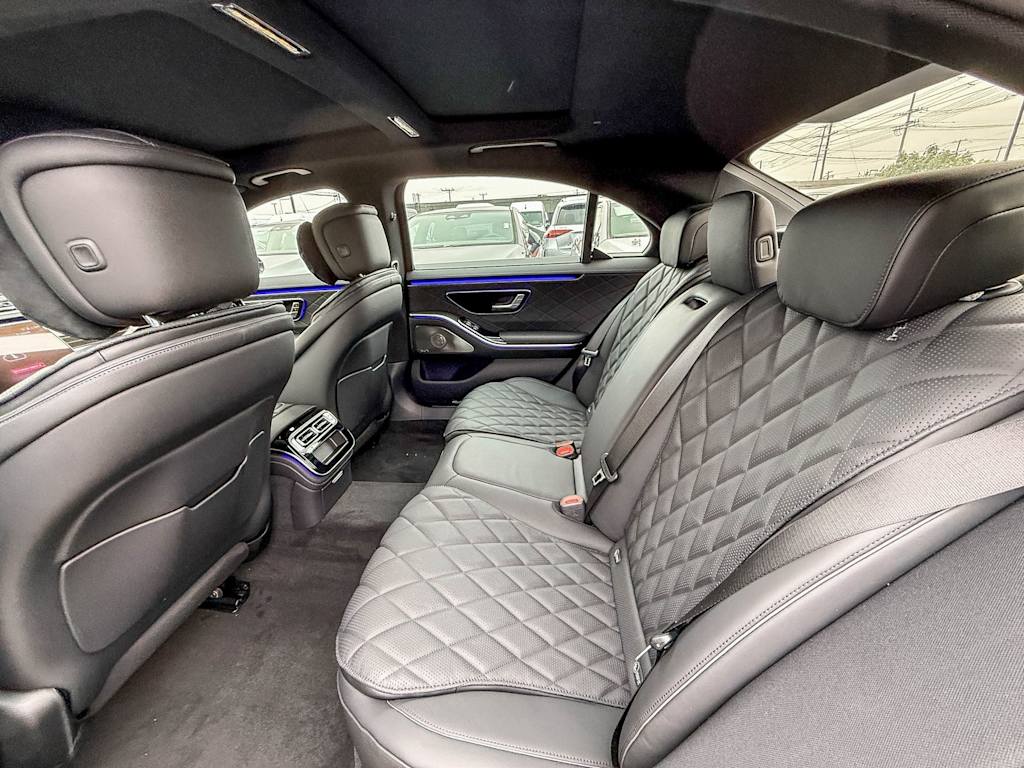 Thumbnail: 2025 Mercedes-Benz S-Class - 12