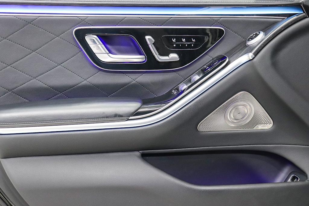 Thumbnail: 2022 Mercedes-Benz S-Class - 24