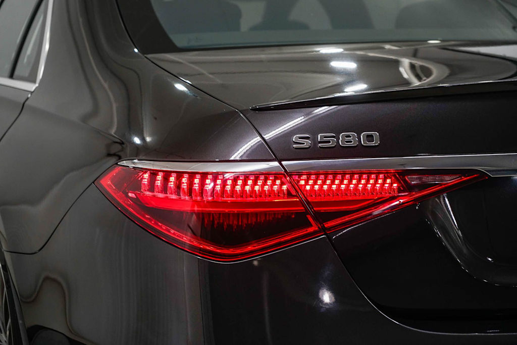 Thumbnail: 2023 Mercedes-Benz S-Class - 5
