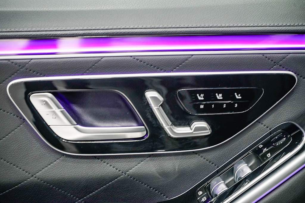 Thumbnail: 2023 Mercedes-Benz S-Class - 23