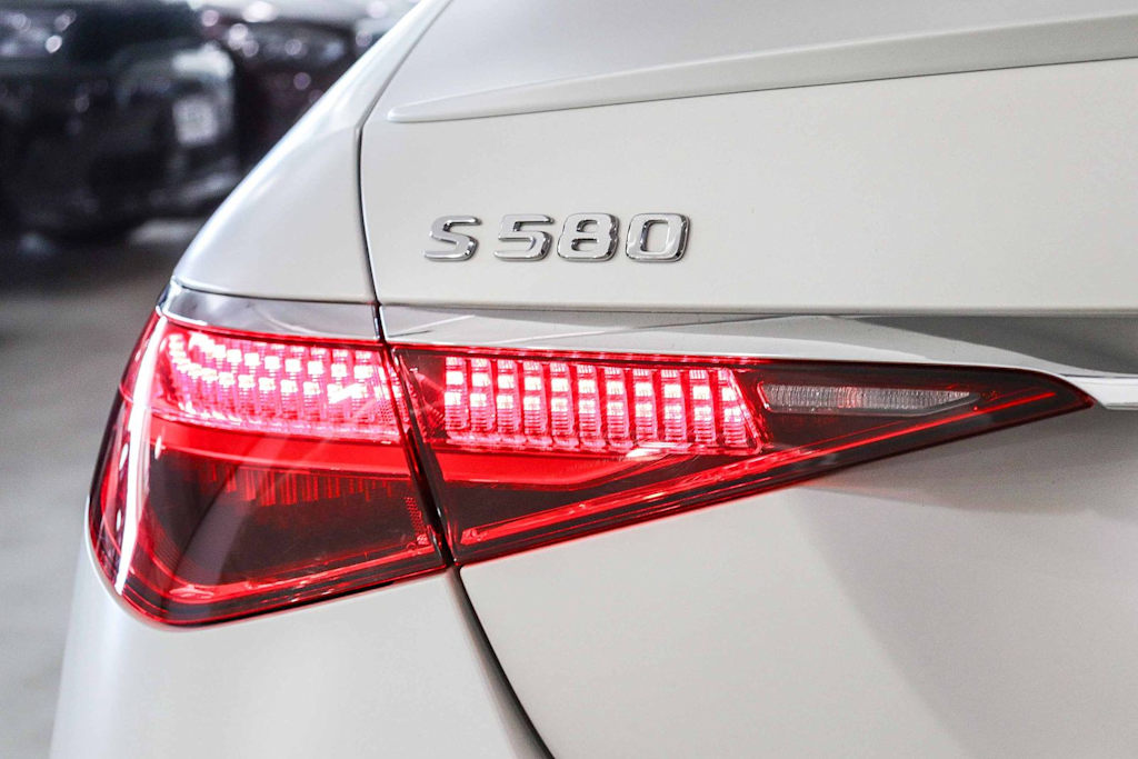 Thumbnail: 2023 Mercedes-Benz S-Class - 20