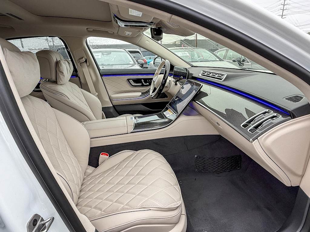 2025 Mercedes-Benz S-Class S 580 10