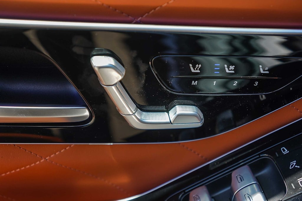 Thumbnail: 2026 Mercedes-Benz S-Class - 25