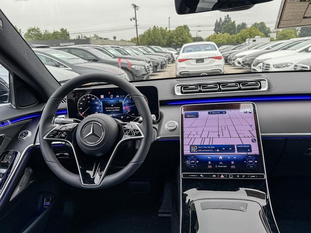 Thumbnail: 2025 Mercedes-Benz S-Class - 8