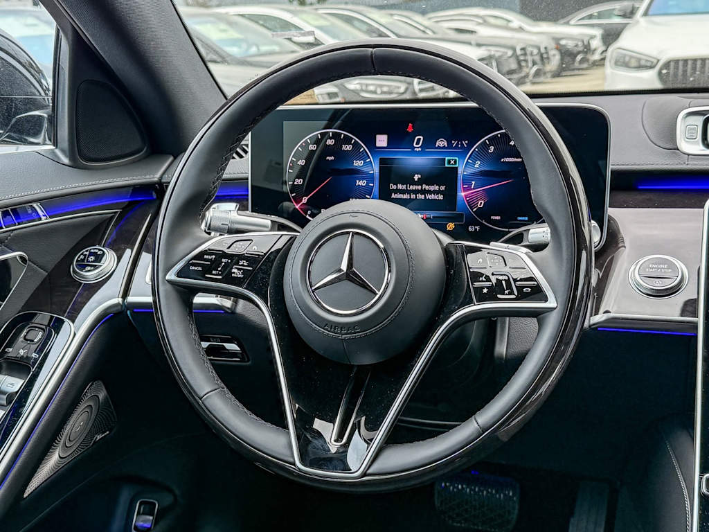 Thumbnail: 2025 Mercedes-Benz S-Class - 12