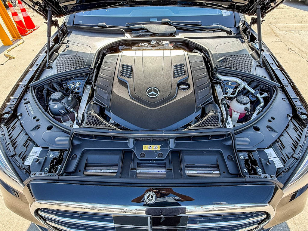 Thumbnail: 2025 Mercedes-Benz S-Class - 8