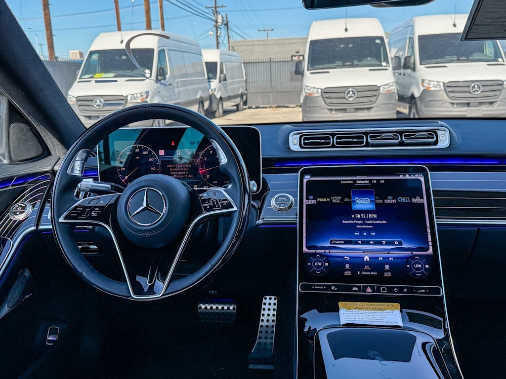 Thumbnail: 2025 Mercedes-Benz S-Class - 9