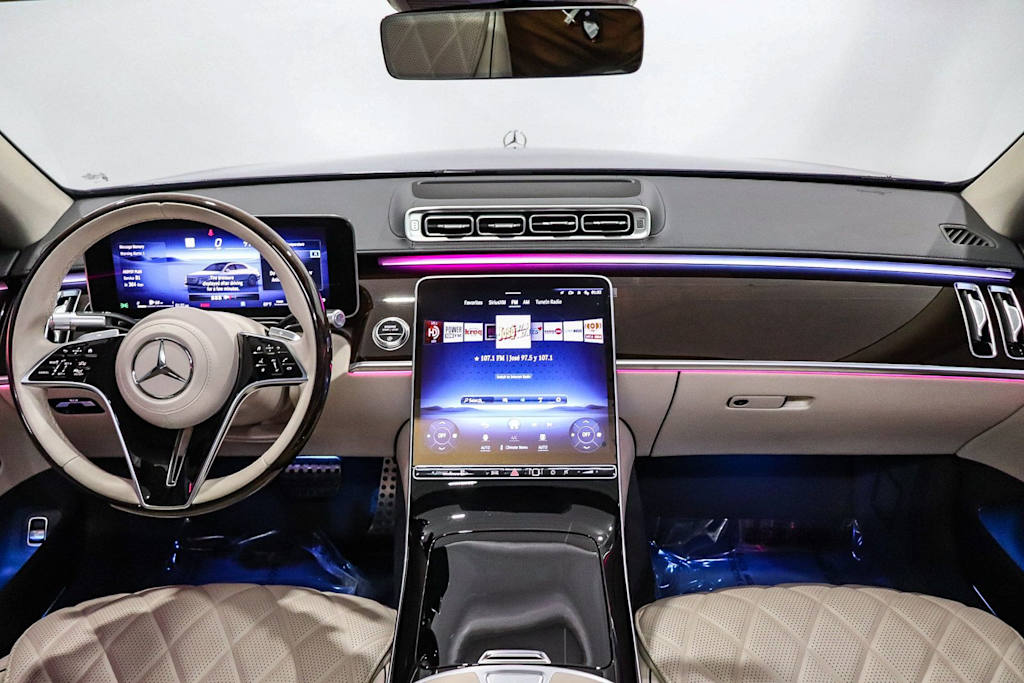 Thumbnail: 2025 Mercedes-Benz S-Class - 2