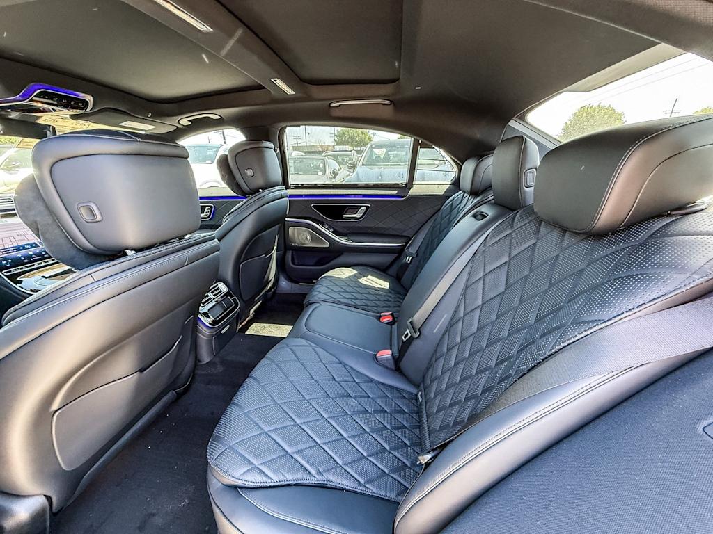 Thumbnail: 2025 Mercedes-Benz S-Class - 13