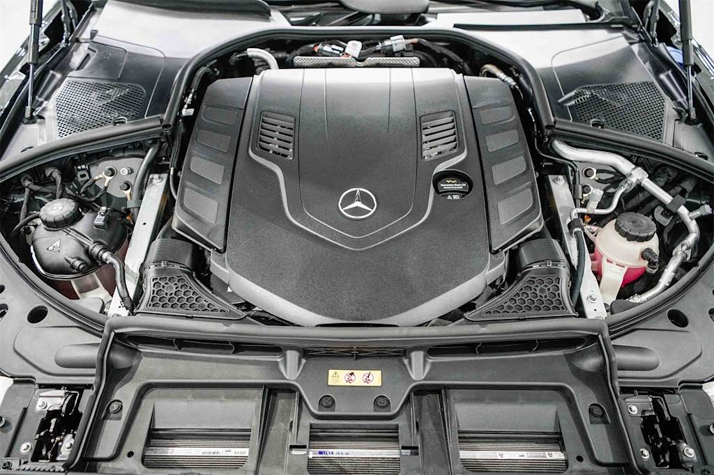 Thumbnail: 2025 Mercedes-Benz S-Class - 7