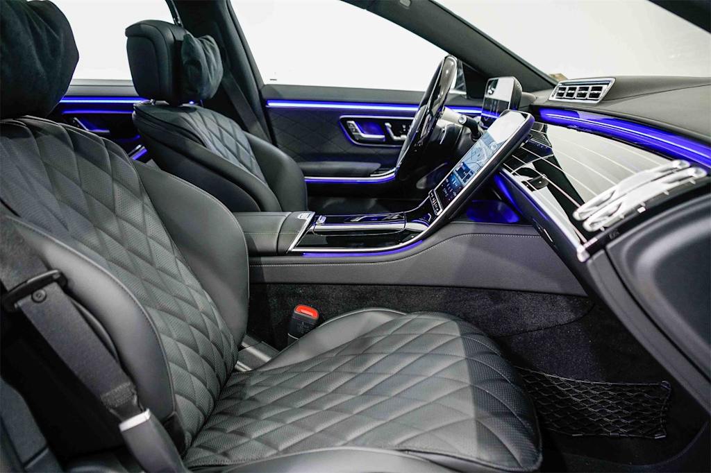 Thumbnail: 2025 Mercedes-Benz S-Class - 9