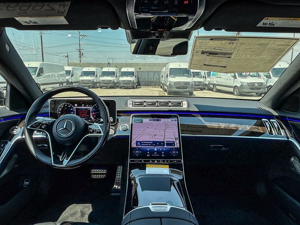 Thumbnail: 2025 Mercedes-Benz S-Class - 2