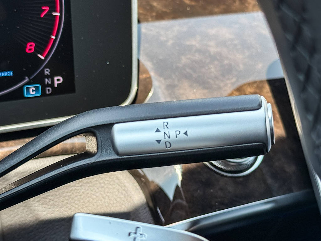 Thumbnail: 2025 Mercedes-Benz S-Class - 25