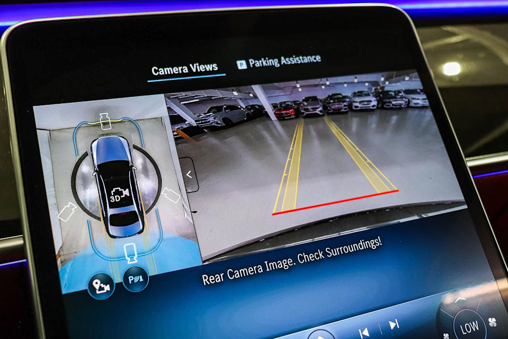 Thumbnail: 2026 Mercedes-Benz S-Class - 25