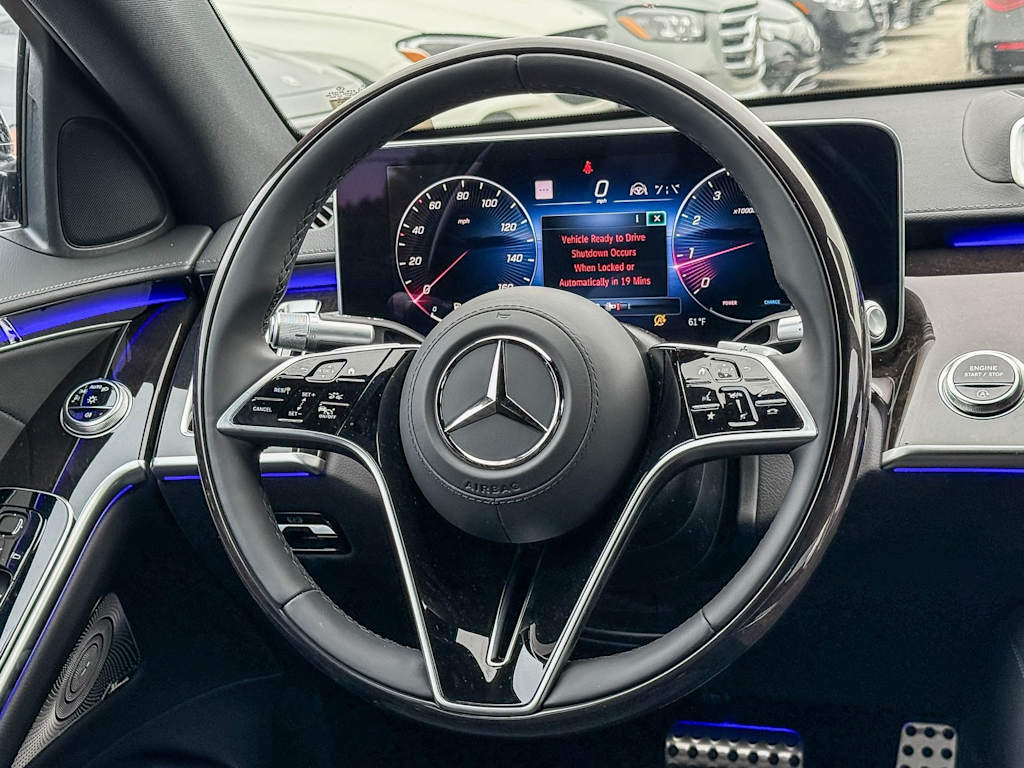 Thumbnail: 2025 Mercedes-Benz S-Class - 12