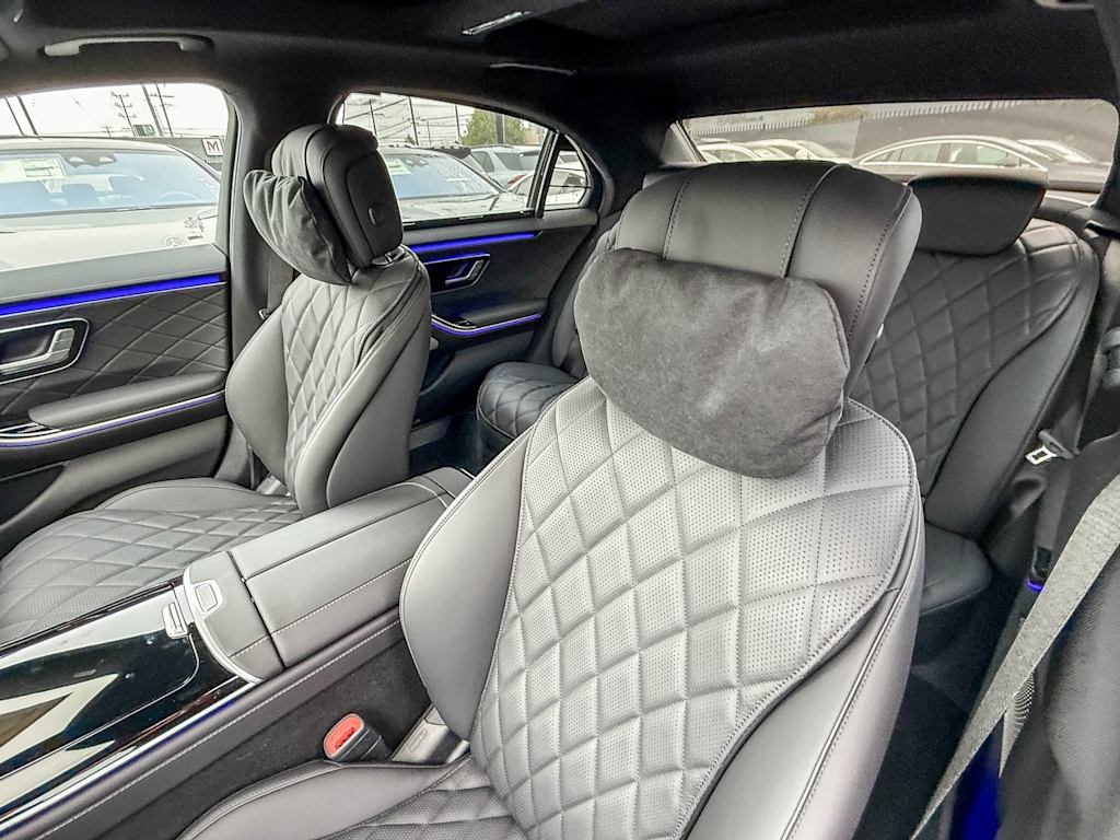 Thumbnail: 2025 Mercedes-Benz S-Class - 29