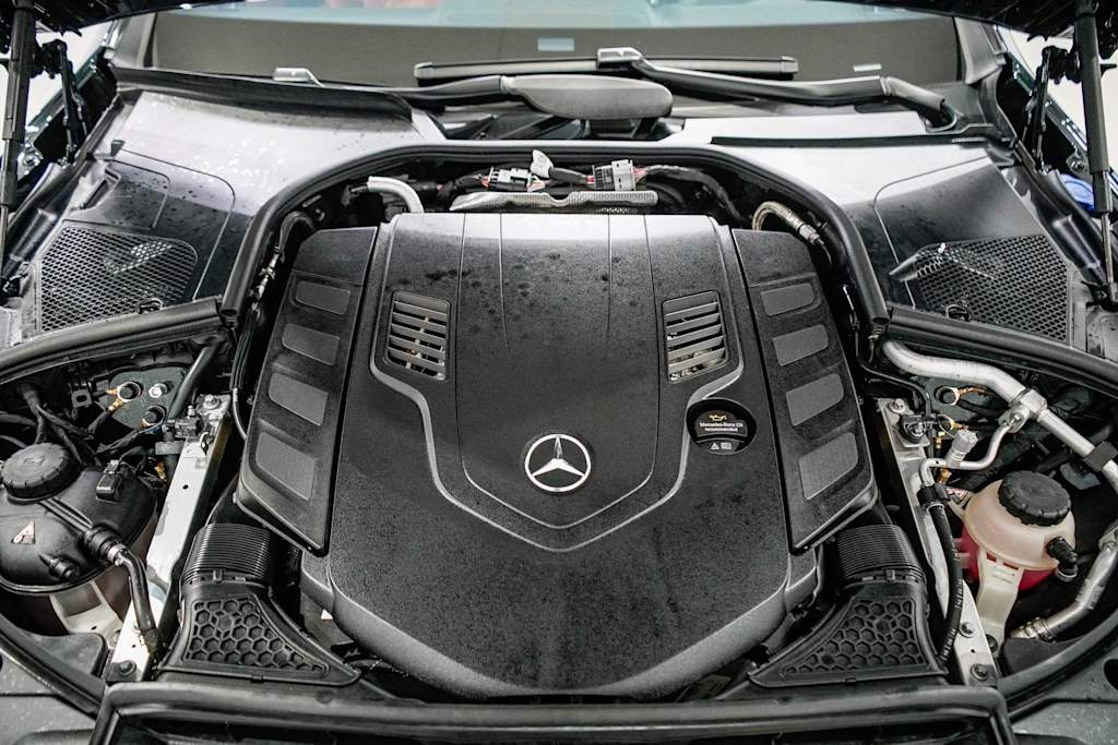 Thumbnail: 2025 Mercedes-Benz S-Class - 7