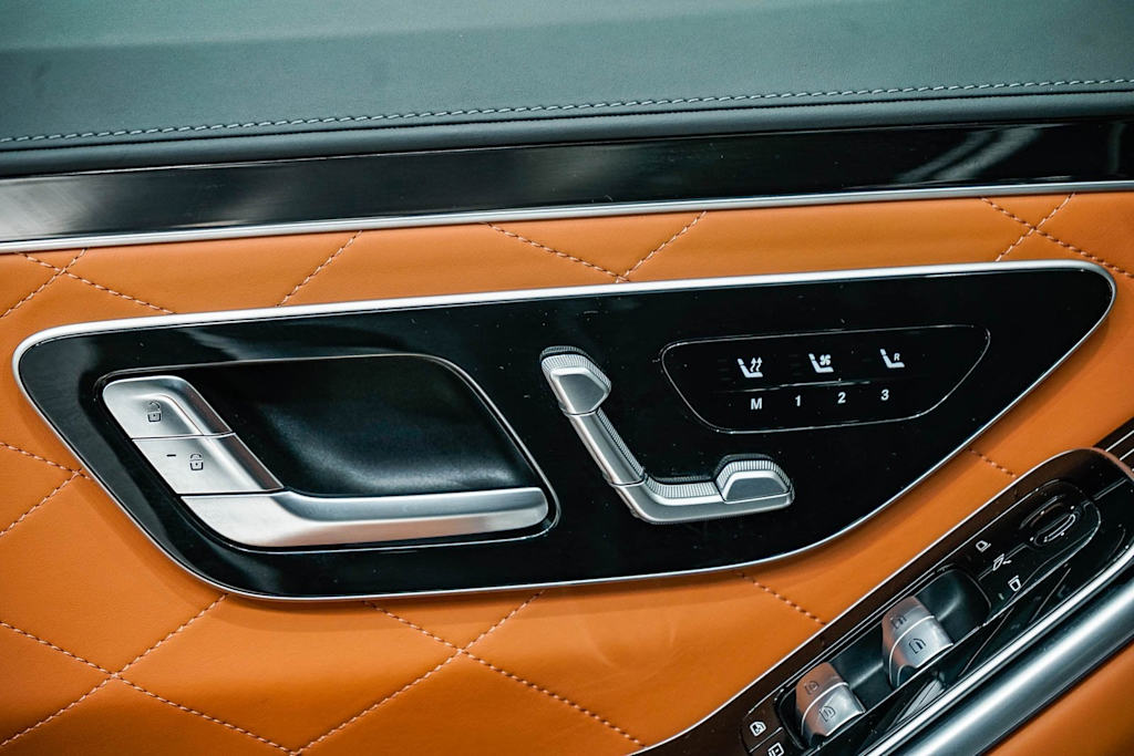 Thumbnail: 2025 Mercedes-Benz S-Class - 25