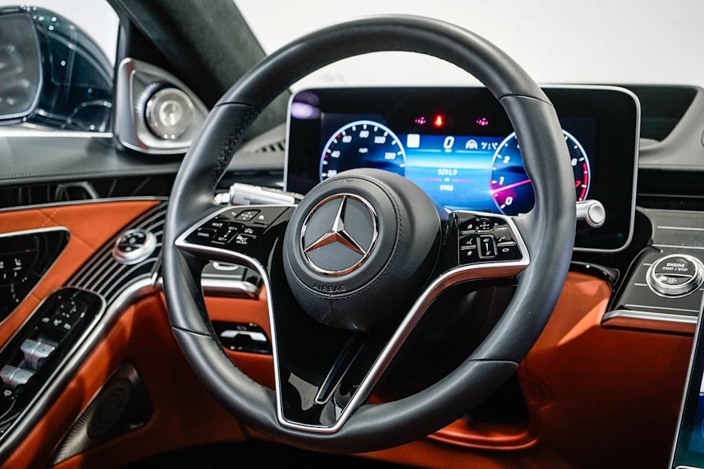 Thumbnail: 2025 Mercedes-Benz S-Class - 12