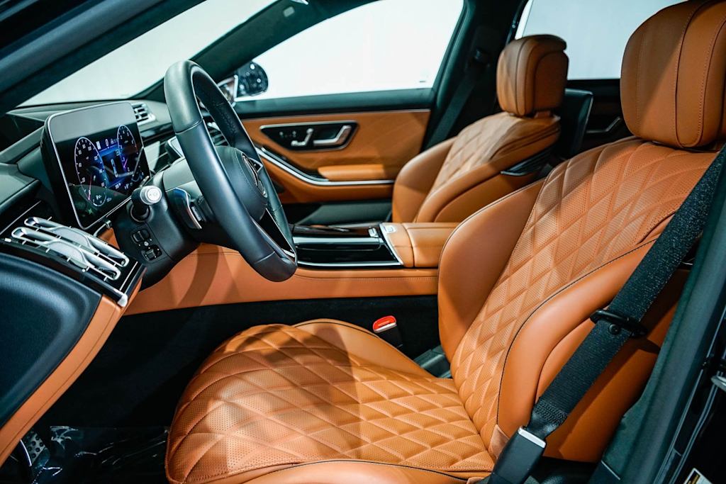 Thumbnail: 2025 Mercedes-Benz S-Class - 10