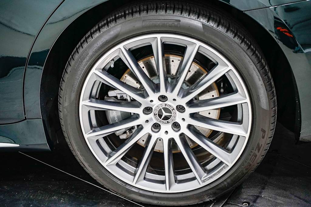 Thumbnail: 2025 Mercedes-Benz S-Class - 6