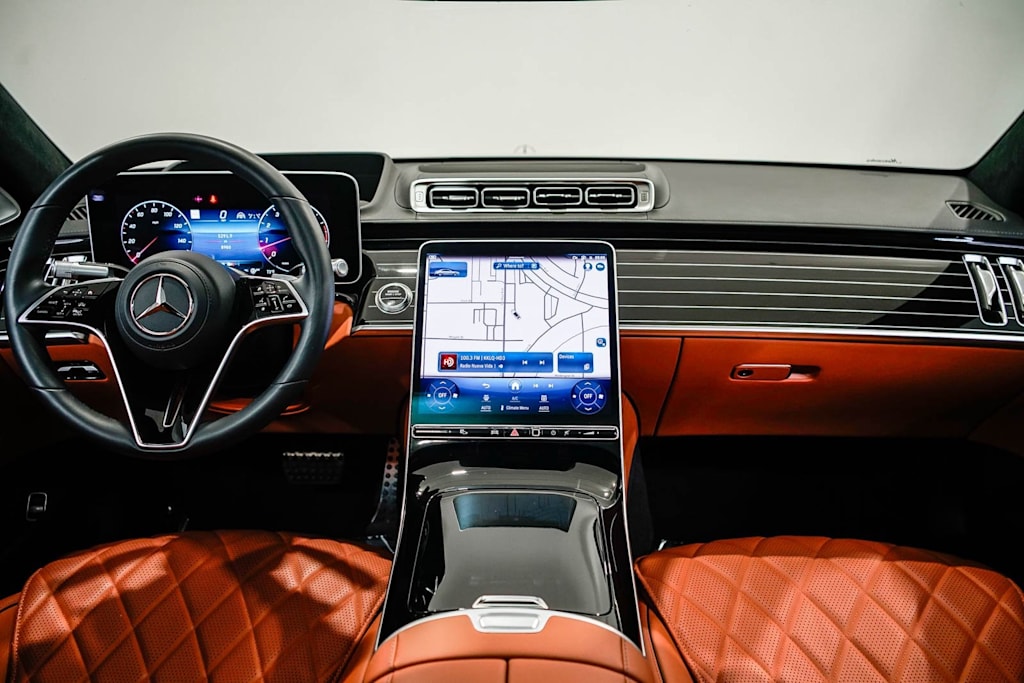 Thumbnail: 2025 Mercedes-Benz S-Class - 2