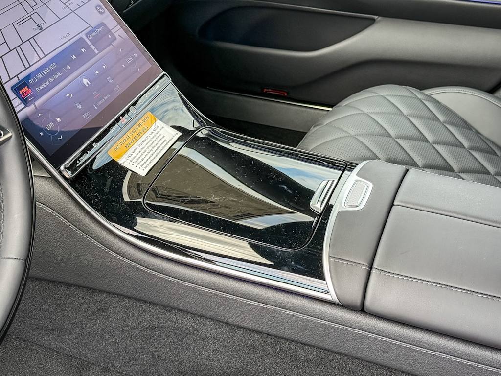 Thumbnail: 2025 Mercedes-Benz S-Class - 16
