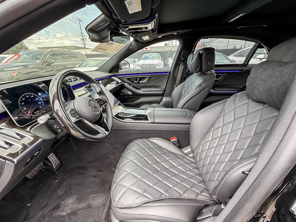 Thumbnail: 2025 Mercedes-Benz S-Class - 11