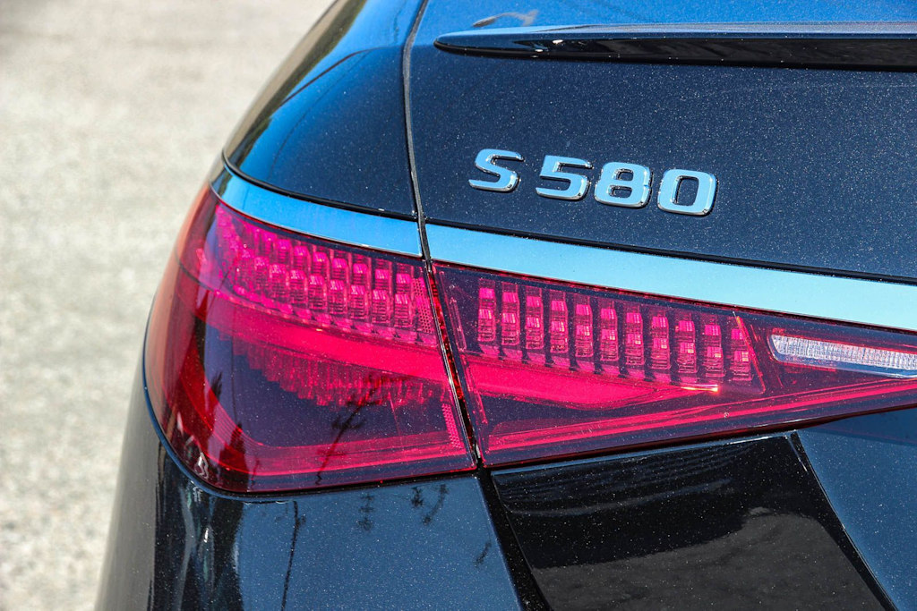 Thumbnail: 2026 Mercedes-Benz S-Class - 18