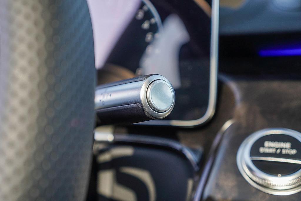 Thumbnail: 2026 Mercedes-Benz S-Class - 25