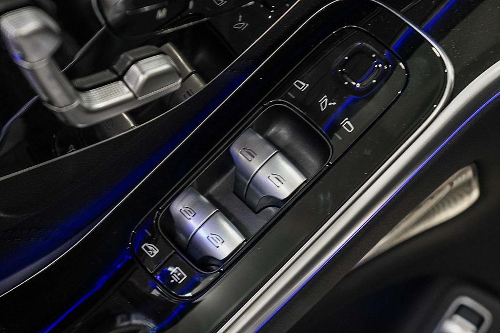 Thumbnail: 2026 Mercedes-Benz S-Class - 25