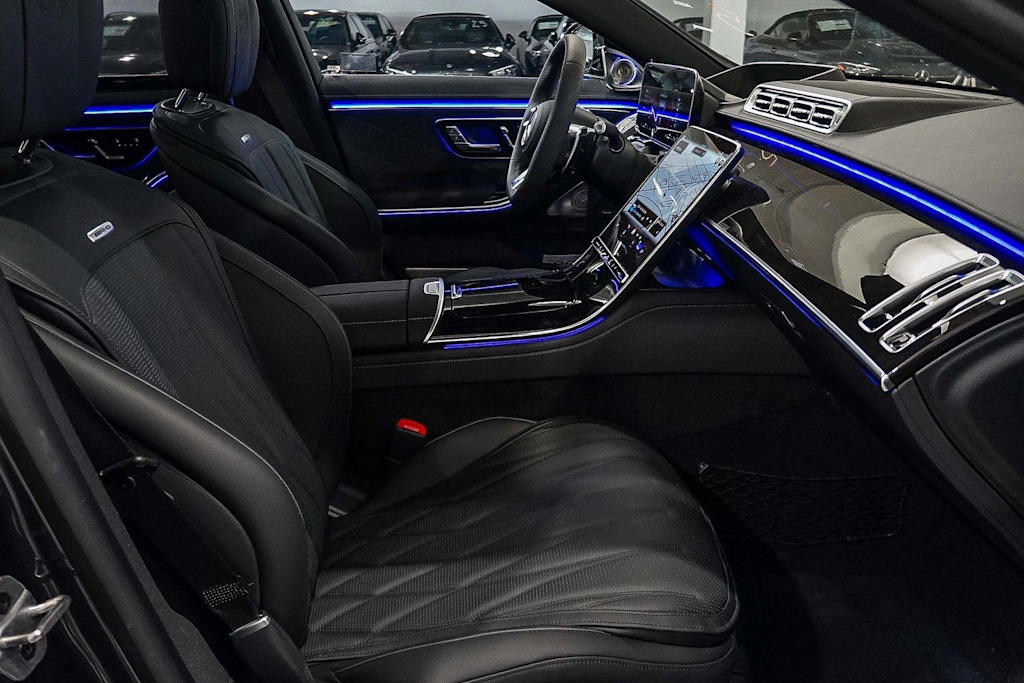 Thumbnail: 2026 Mercedes-Benz S-Class - 10