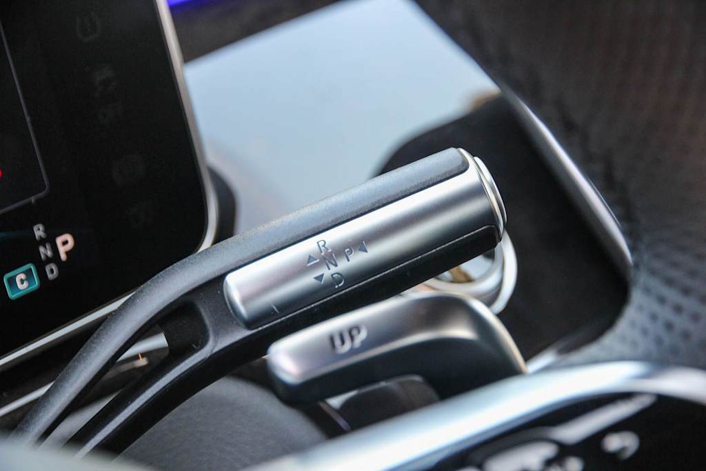 Thumbnail: 2026 Mercedes-Benz S-Class - 22